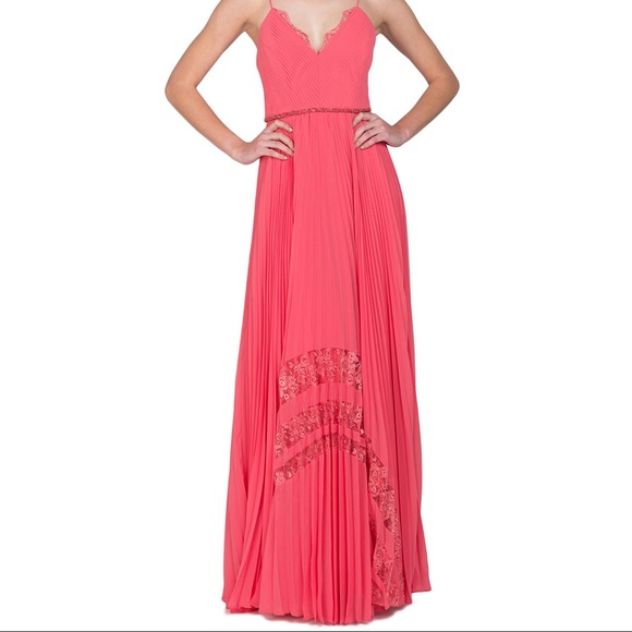 Badgley Mischka Dresses & Skirts - Badgley Mischka Women’s Spaghetti Strap Gown NWT